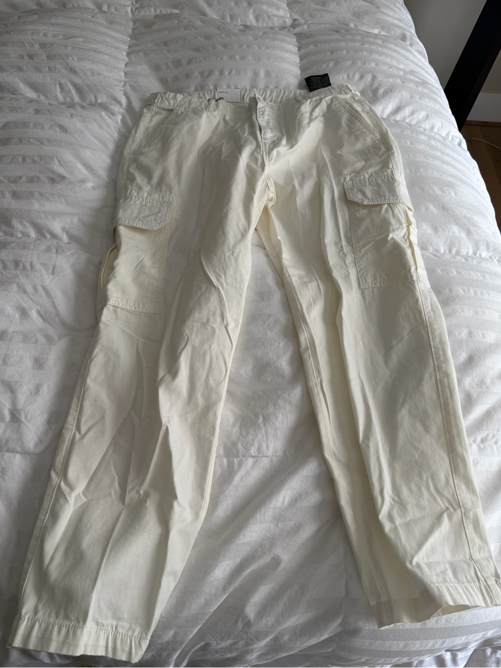 Zara Off-White Cargo Chinos